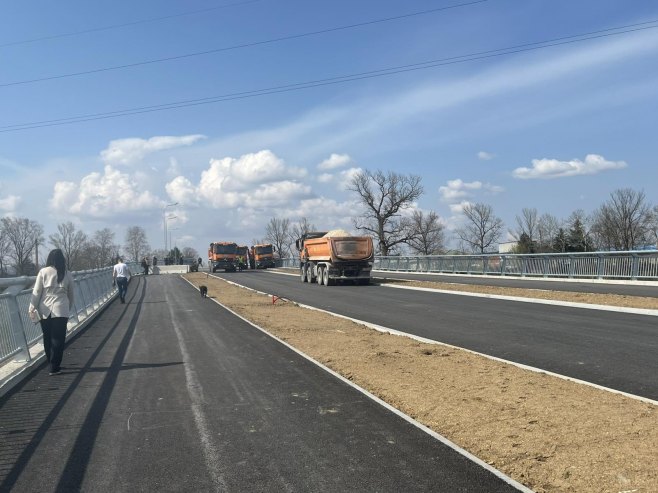 Тестирање моста у Чесми Тестирање моста у Чесми - Фото: РТРС