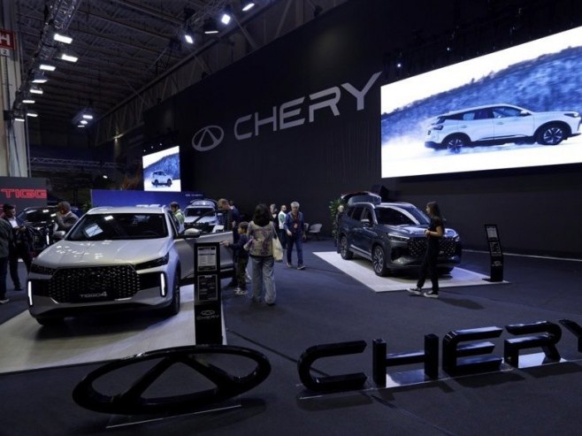 Кинески аутомобили (фото: EPA/ROBERT GHEMENT - илустрација) Кинески аутомобили (фото: EPA/ROBERT GHEMENT - илустрација) -