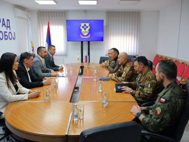 Гогановић и Фронда истакли значај очувања безбједног окружења Гогановић и Фронда истакли значај очувања безбједног окружења