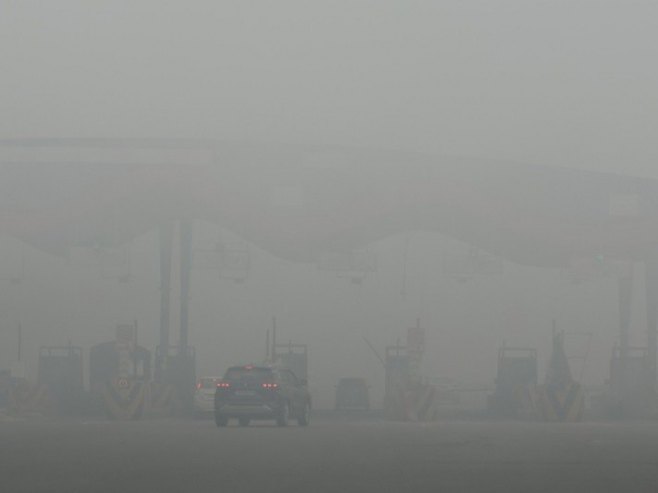 Фаридабад, Индија (фото: EPA/RAJAT GUPTA) Фаридабад, Индија (фото: EPA/RAJAT GUPTA) -