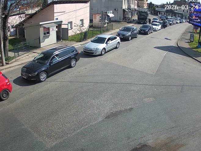 Гранични прелаз Градишка (фото: ams-rs.com) Гранични прелаз Градишка (фото: ams-rs.com) -