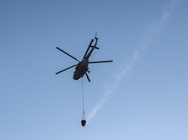 Хеликоптер за гашење пожара (Фото: EPA/SERGEY DOLZHENKO, илустрација) Хеликоптер за гашење пожара (Фото: EPA/SERGEY DOLZHENKO, илустрација) -