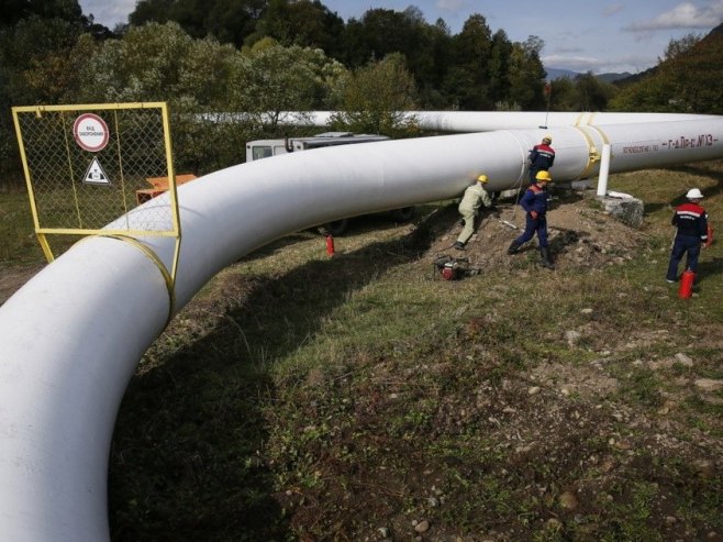 Нафтовод (фото: EPA/ROMAN PILIPEY) Нафтовод (фото: EPA/ROMAN PILIPEY) -