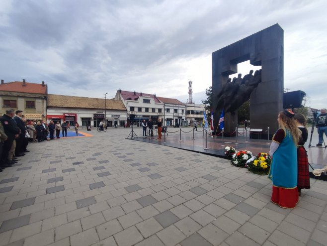 Обиљежавање страдања на Теочаку и Мајевици Обиљежавање страдања на Теочаку и Мајевици - Фото: РТРС