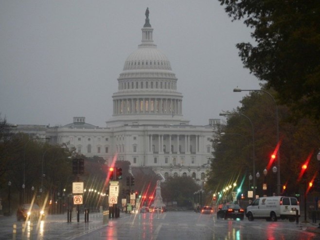 Капитол Хил (фото: EPA/MICHAEL REYNOLDS - илустрација) Капитол Хил (фото: EPA/MICHAEL REYNOLDS - илустрација) -