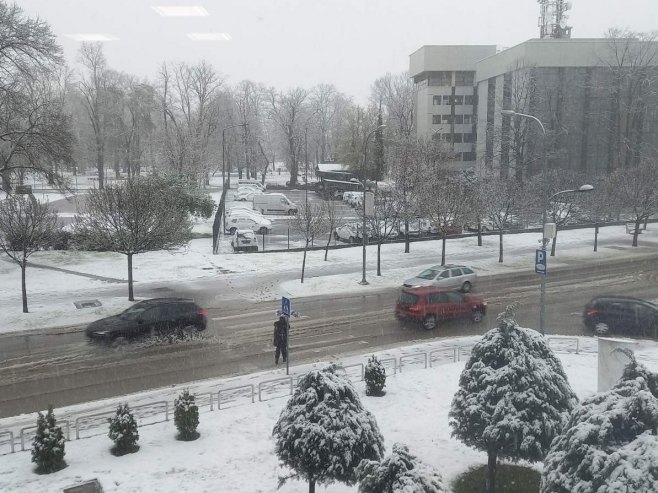 Снијег у Бањалуци Снијег у Бањалуци - Фото: РТРС