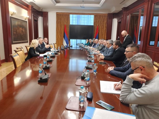 Састанак Састанак - Фото: РТРС