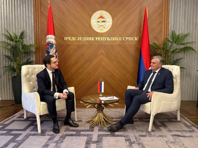 Каран са амбасадором Француске Каран са амбасадором Француске - Фото: predsjednikrs.rs/Dona Katušić