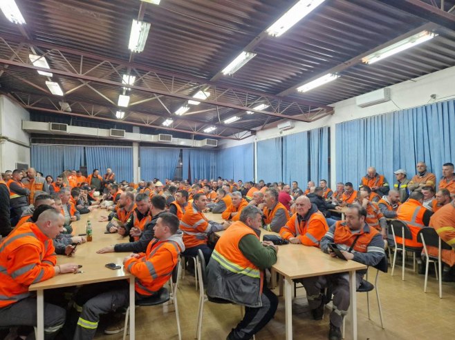 Радници "Нове Љубије" Радници "Нове Љубије" - Фото: РТРС