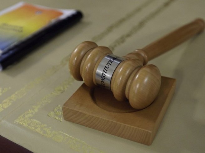 Чекић (Фото: EPA/ROBERT GHEMENT, илустрација) Чекић (Фото: EPA/ROBERT GHEMENT, илустрација) -