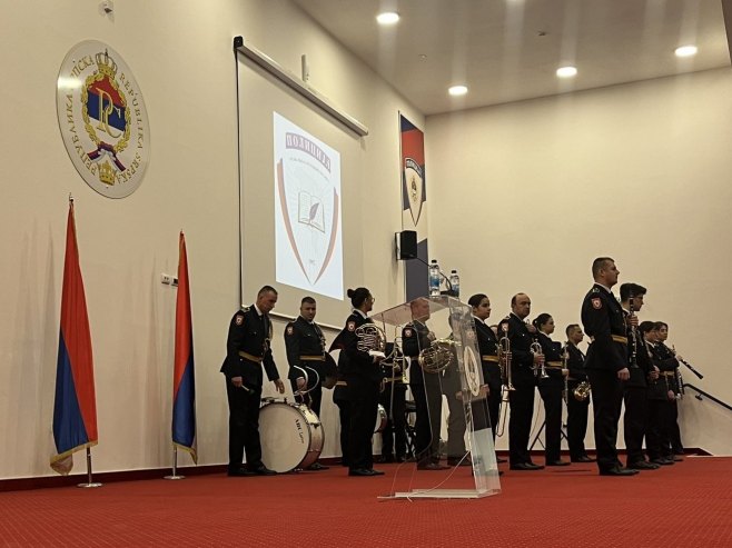 Свечаност поводом Дана Средње школе унутрашњих послова у Залужанима Свечаност поводом Дана Средње школе унутрашњих послова у Залужанима - Фото: РТРС