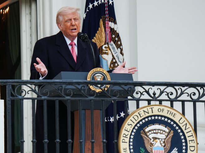 Доналд Трамп (Фото: EPA/AARON SCHWARTZ / POOL) Доналд Трамп (Фото: EPA/AARON SCHWARTZ / POOL) -