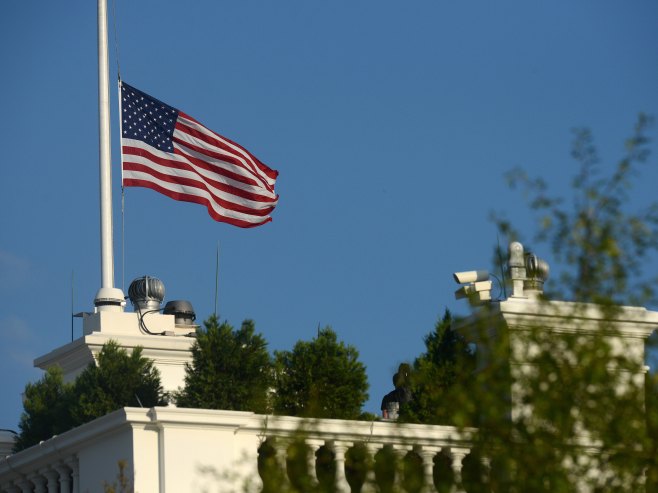 Бијела кућа (Фото: EPA/Olivier Douliery / POOL) Бијела кућа (Фото: EPA/Olivier Douliery / POOL) -