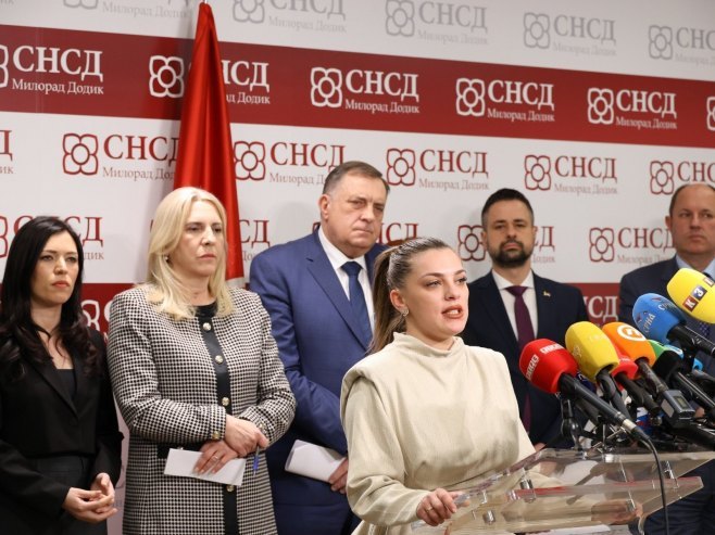 Ивона Пејашиновић Ивона Пејашиновић - Фото: ZIPAPHOTO/Borislav Zdrinja