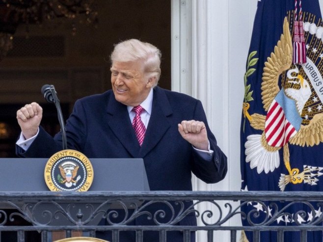 Доналд Трамп (Фото: EPA/SHAWN THEW / POOL) Доналд Трамп (Фото: EPA/SHAWN THEW / POOL) -