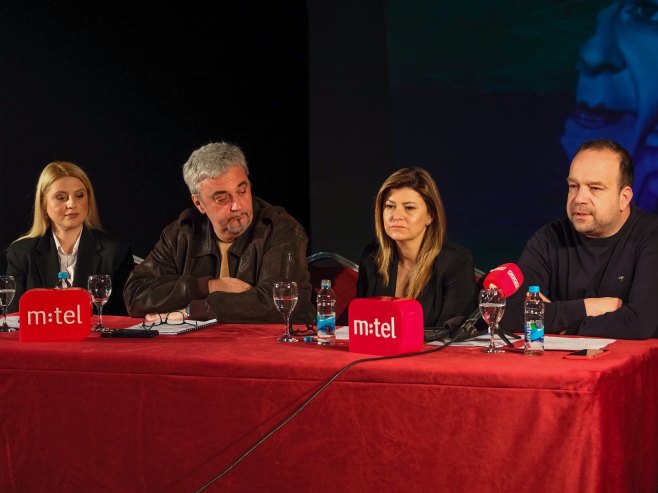 Шест представа на овогодишњем Театар фесту "Петар Кочић" (ВИДЕО) Шест представа на овогодишњем Театар фесту "Петар Кочић" (ВИДЕО)