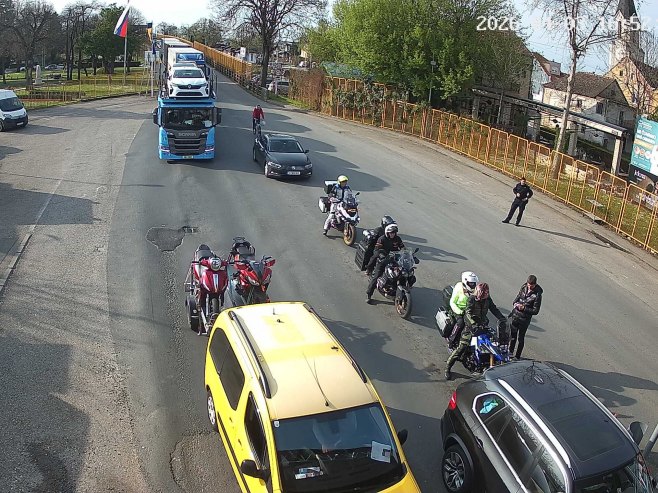 Гранични прелаз Градишка – улаз у Републику Српску (Фото: АМСРС) Гранични прелаз Градишка – улаз у Републику Српску (Фото: АМСРС) -