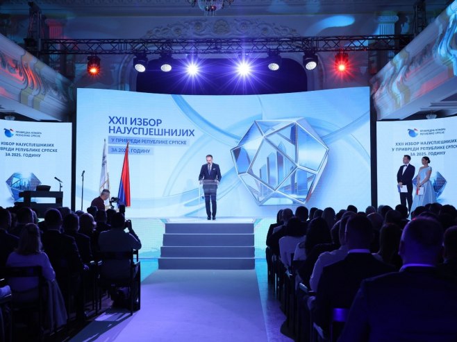 "Електране Станари" најуспјешнији велики привредни субјект; Каран: Успјех привредника важан дио економске стаблиности (ФОТО/ВИДЕО) "Електране Станари" најуспјешнији велики привредни субјект; Каран: Успјех привредника важан дио економске стаблиности (ФОТО/ВИДЕО)