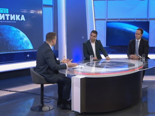 Сукоб у Ирану улази у други мјесец: Берзе реагују на свако саопштење Бијеле куће Сукоб у Ирану улази у други мјесец: Берзе реагују на свако саопштење Бијеле куће