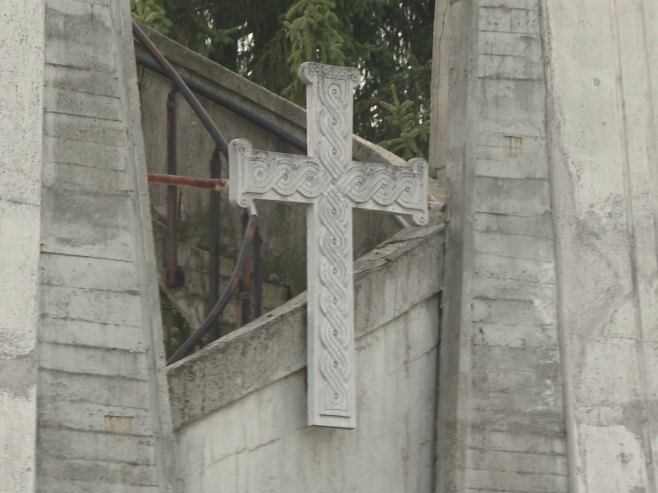 Католички крст Католички крст - Фото: РТРС