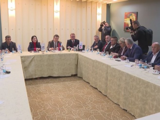 Опозиција Опозиција - Фото: РТРС