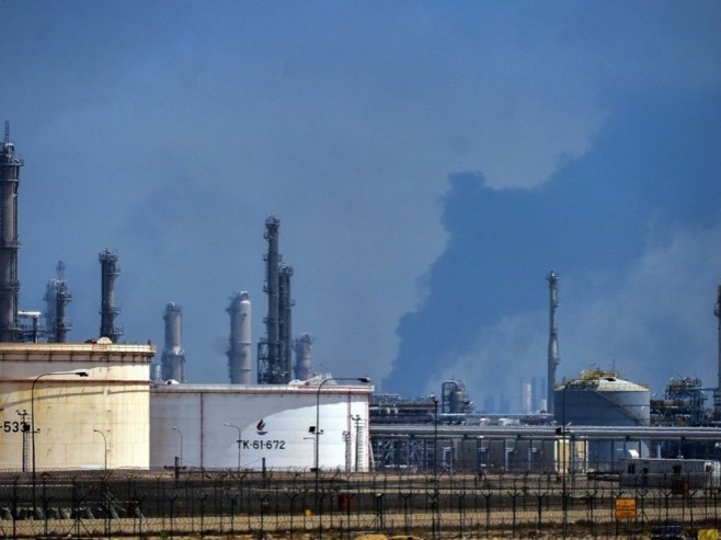 Рафинерија нафте, илустрација (Фото: EPA/RAED QUTENA) Рафинерија нафте, илустрација (Фото: EPA/RAED QUTENA) -