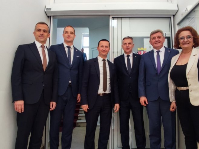 Мастиловић и Голубовић у посјети Требињу Мастиловић и Голубовић у посјети Требињу - Фото: РТРС