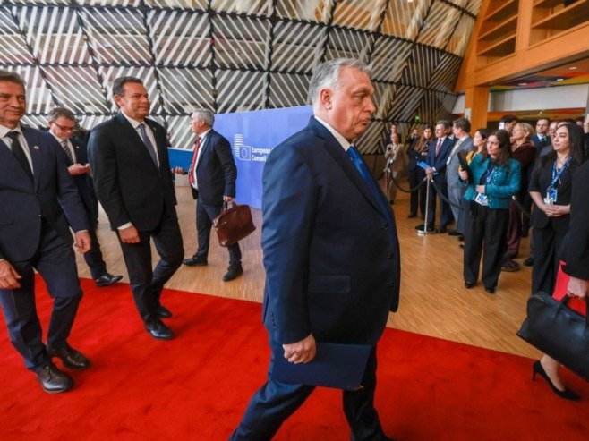 Виктор Орбан (фото: EPA/OLIVIER HOSLET) Виктор Орбан (фото: EPA/OLIVIER HOSLET) -