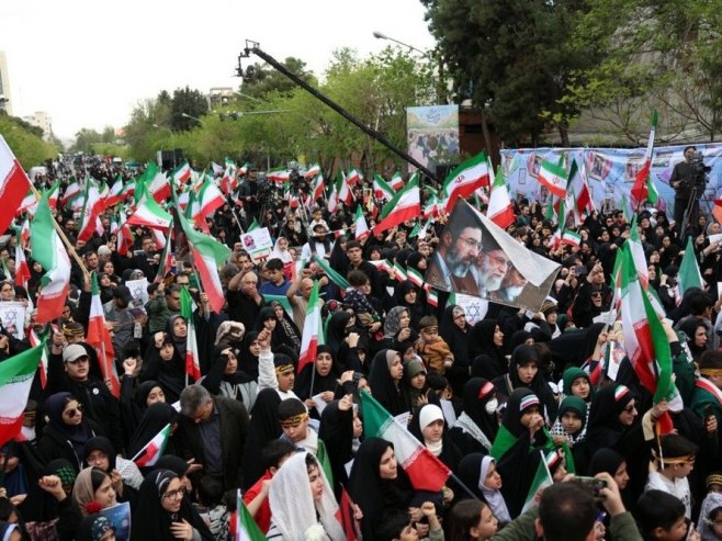 Иран (Фото: EPA/ABEDIN TAHERKENAREH, илустрација) Иран (Фото: EPA/ABEDIN TAHERKENAREH, илустрација) -