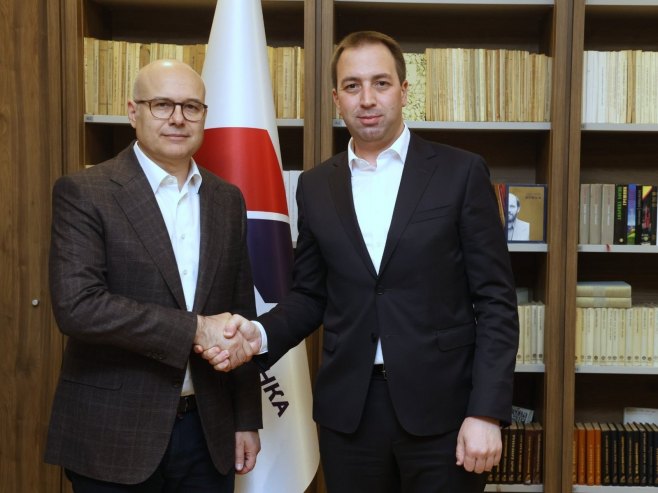 Вучевић и Селак (Фото: x.com/SelakG) Вучевић и Селак (Фото: x.com/SelakG) -