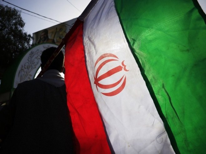 Иранска застава (Фото: EPA/YAHYA ARHAB, илустрација) Иранска застава (Фото: EPA/YAHYA ARHAB, илустрација) -