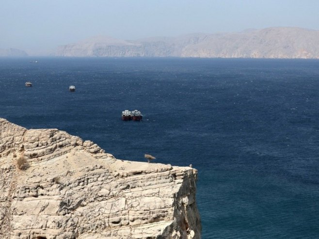 Ормуски мореуз (фото: EPA/ALI HAIDER) Ормуски мореуз (фото: EPA/ALI HAIDER) -