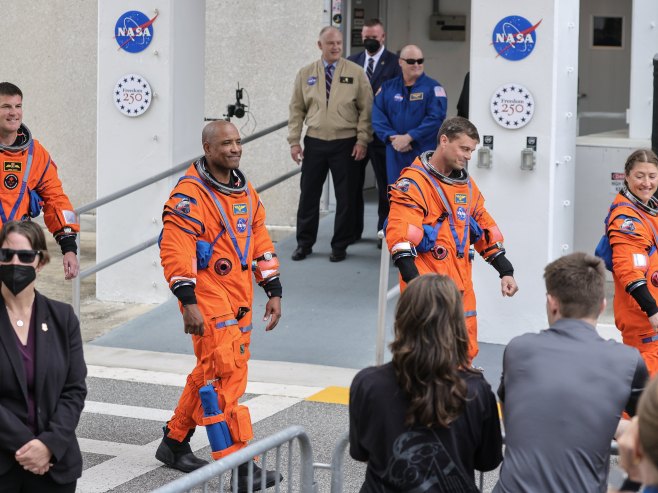 НАСА (Фото: EPA/CRISTOBAL HERRERA-ULASHKEVICH) НАСА (Фото: EPA/CRISTOBAL HERRERA-ULASHKEVICH) -