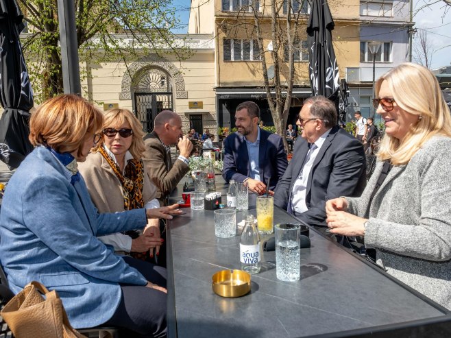 Дружење у опуштеној атмосфери Дружење у опуштеној атмосфери - Фото: Уступљена фотографија