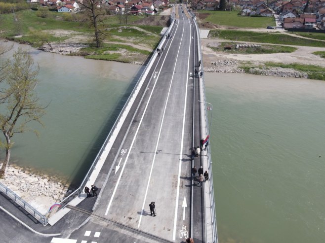 Мост у Чесми Мост у Чесми - Фото: ZIPAPHOTO/Borislav Zdrinja