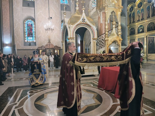 Сарајево: Митрополит Хризостом служио вечерње Сарајево: Митрополит Хризостом служио вечерње - Фото: СРНА