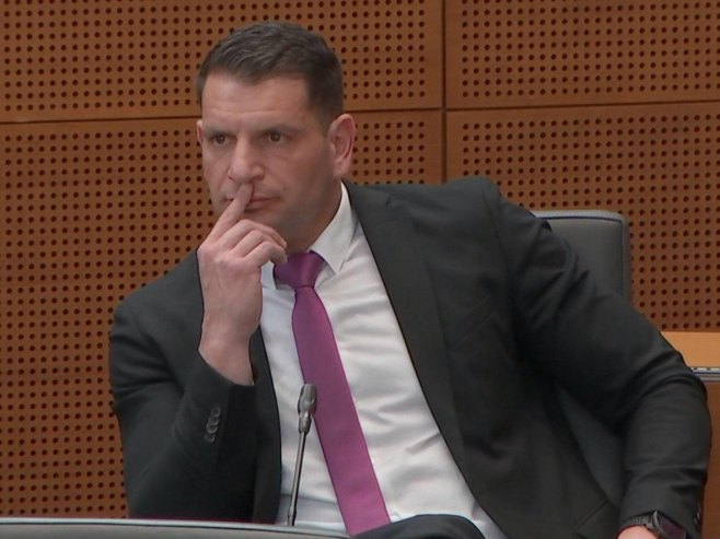 Подсјећамо шта је рекао новoизабрани предсједник словеначког Парламента када је Словенија увела санкције Додику (ВИДЕО) Подсјећамо шта је рекао новoизабрани предсједник словеначког Парламента када је Словенија увела санкције Додику (ВИДЕО)