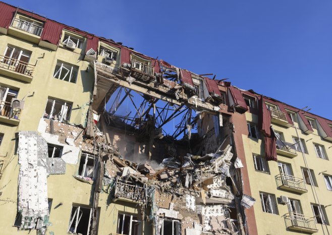 Украјина - рат (Фото: EPA/IGOR MASLOV) Украјина - рат (Фото: EPA/IGOR MASLOV) -