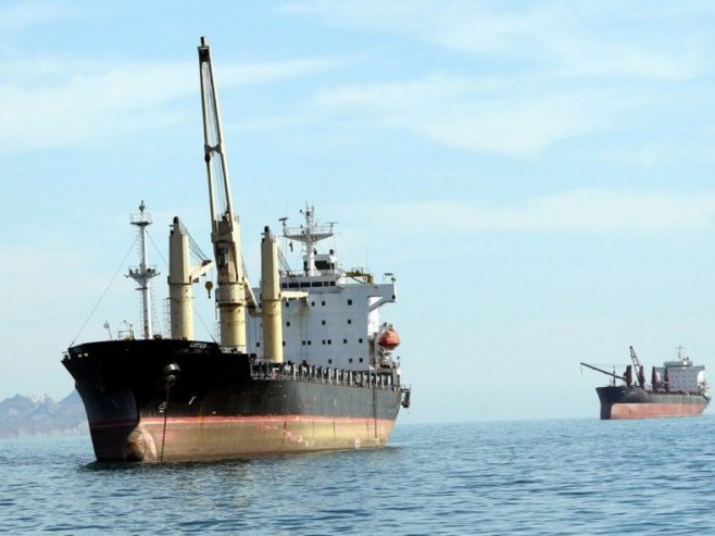 Ормуски мореуз (фото: EPA/ABEDIN TAHERKENAREH) Ормуски мореуз (фото: EPA/ABEDIN TAHERKENAREH) -