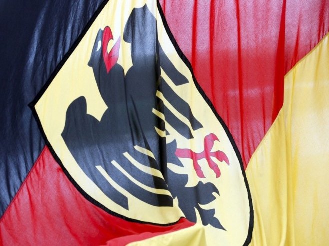 Њемачка застава (фото: EPA/TOMS KALNINS) Њемачка застава (фото: EPA/TOMS KALNINS) -