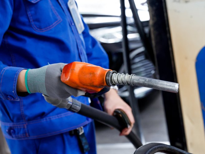 Бензинска пумпа (Фото: EPA/LUONG THAI LINH/илустрација) Бензинска пумпа (Фото: EPA/LUONG THAI LINH/илустрација) -