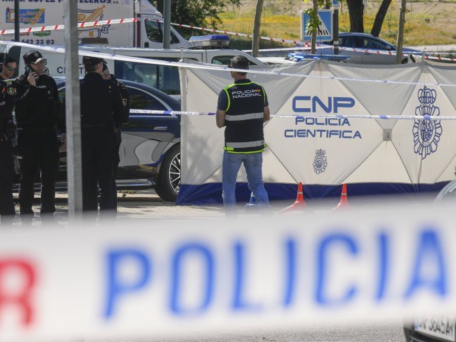 Полицја у Шпанији (Фото: EPA/BORJA SANCHEZ) Полицја у Шпанији (Фото: EPA/BORJA SANCHEZ) -