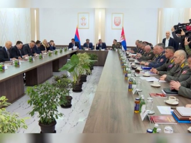 Састанак руководства Српске са Александром Вучићем у Београду Састанак руководства Српске са Александром Вучићем у Београду - Фото: РТРС