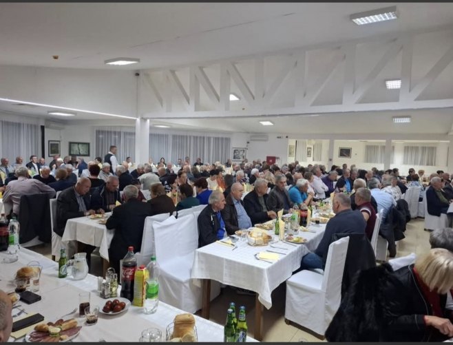 Пријем за предсједнике удружења пензионера Српске и Вишеграда Пријем за предсједнике удружења пензионера Српске и Вишеграда - Фото: РТРС