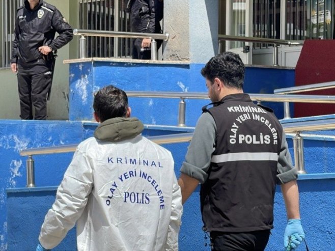 Турска полиција (фото: EPA/STRINGE) Турска полиција (фото: EPA/STRINGE) -