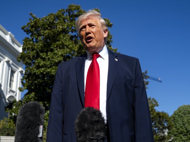 Доналд Трамп (Фото: EPA/BONNIE CASH / POOL) Доналд Трамп (Фото: EPA/BONNIE CASH / POOL) -