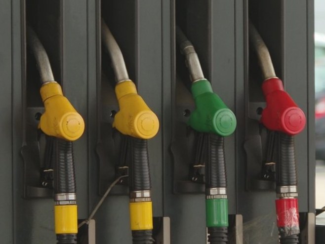 Бензиснка пумпа Бензиснка пумпа - Фото: РТРС