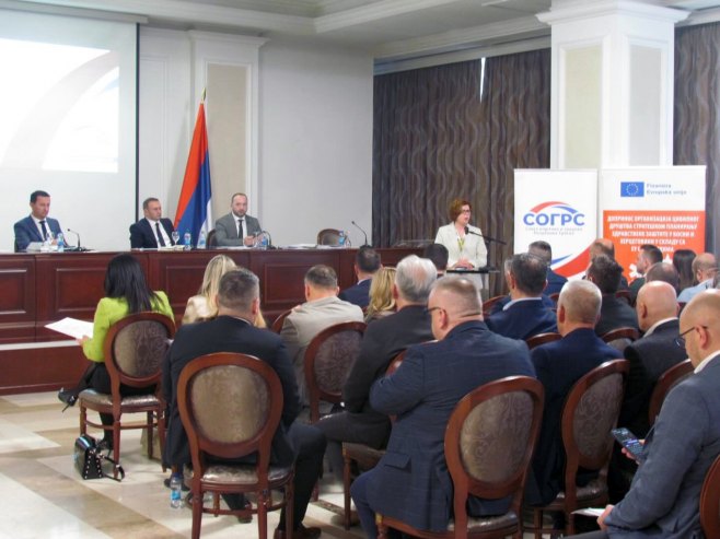 Савез општина и градова - скупштина Савез општина и градова - скупштина - Фото: СРНА