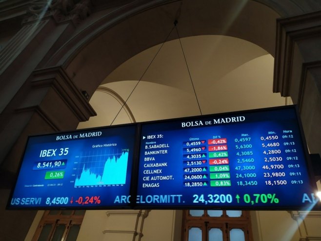 Берза (фото: EPA/Vega Alonso del Val) Берза (фото: EPA/Vega Alonso del Val) -