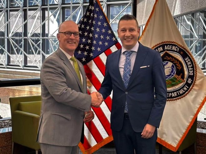 Мајкл Ф. Милер и Александар Гогановић Мајкл Ф. Милер и Александар Гогановић - Фото: СРНА